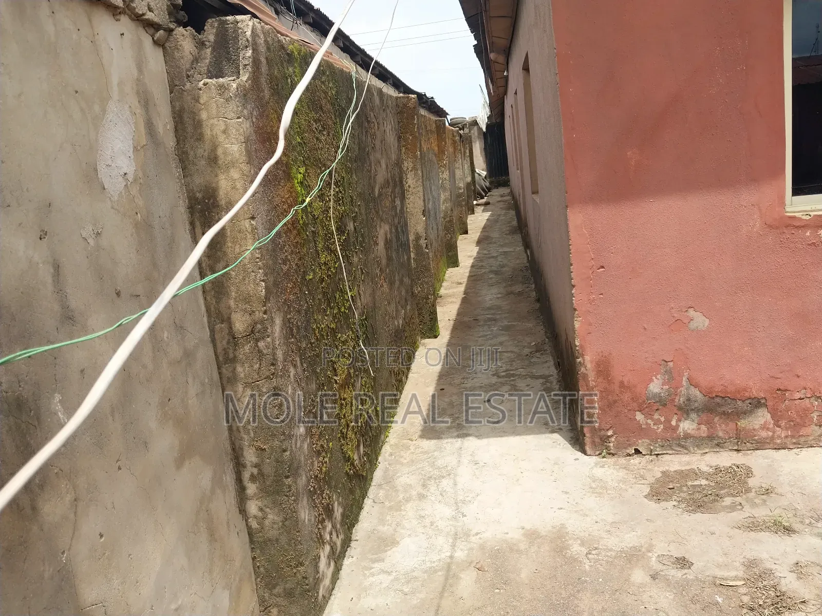 Furnished 1bdrm Block of Flats in Leki Phase 1 for sale