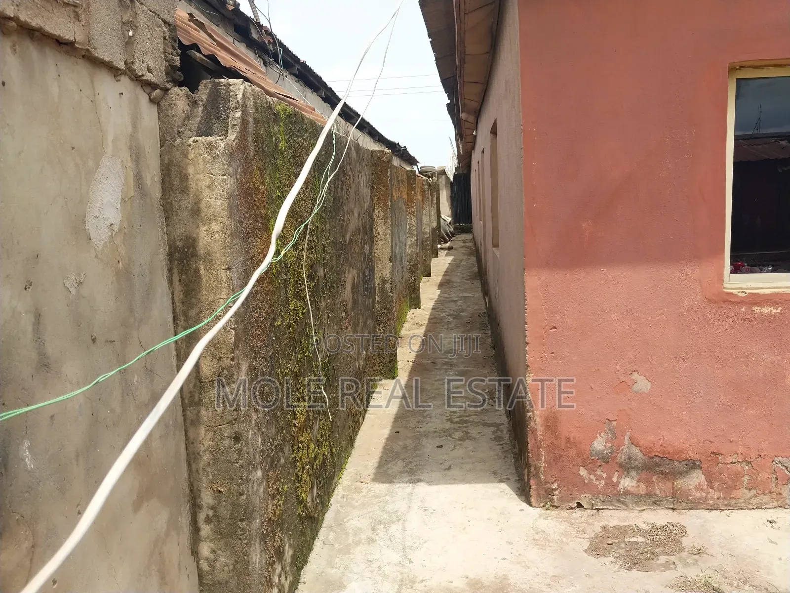 Furnished 1bdrm Block of Flats in Leki Phase 1 for sale