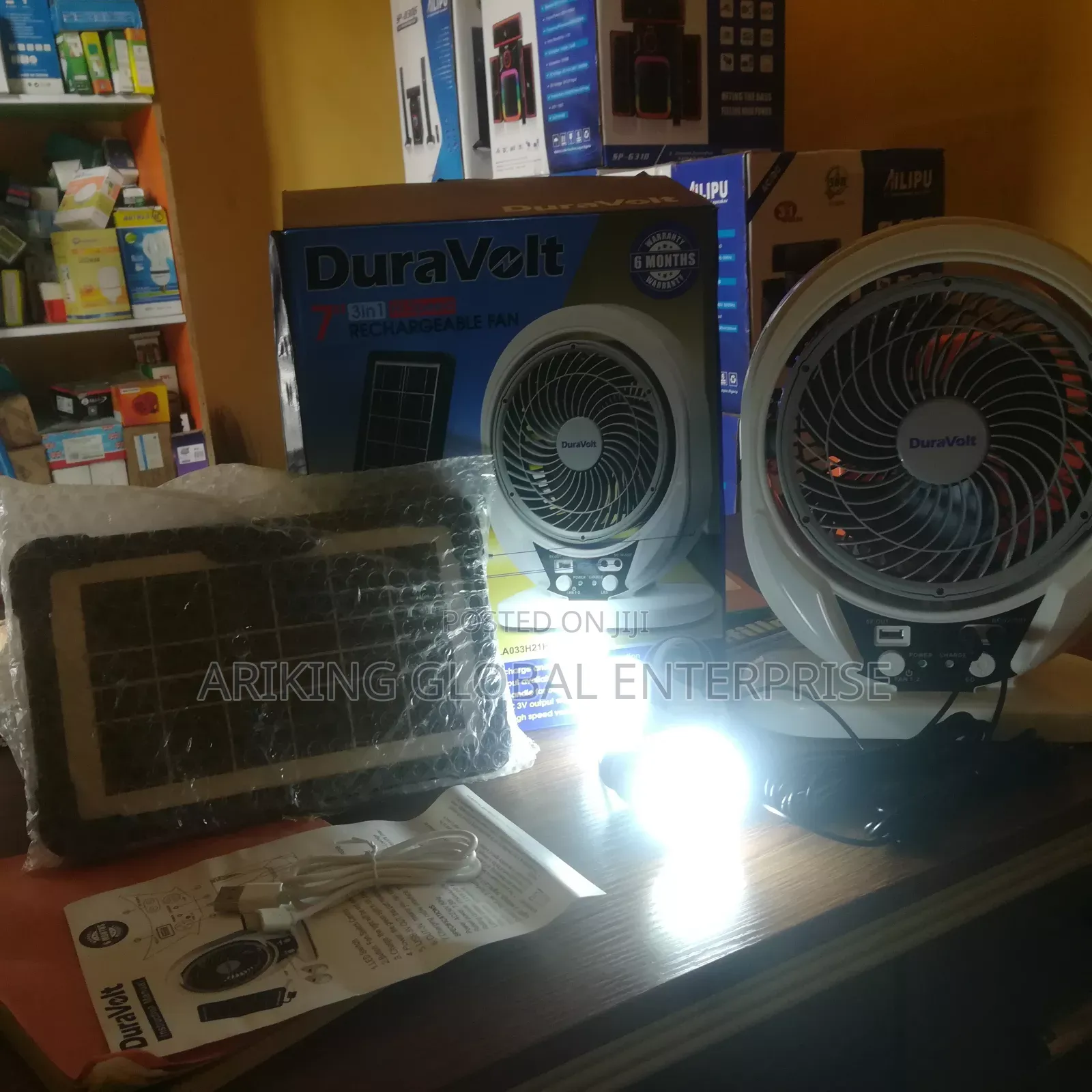 7 Inches 3-in-1hi-Speed Table Fan With Solar Panel Bulbs