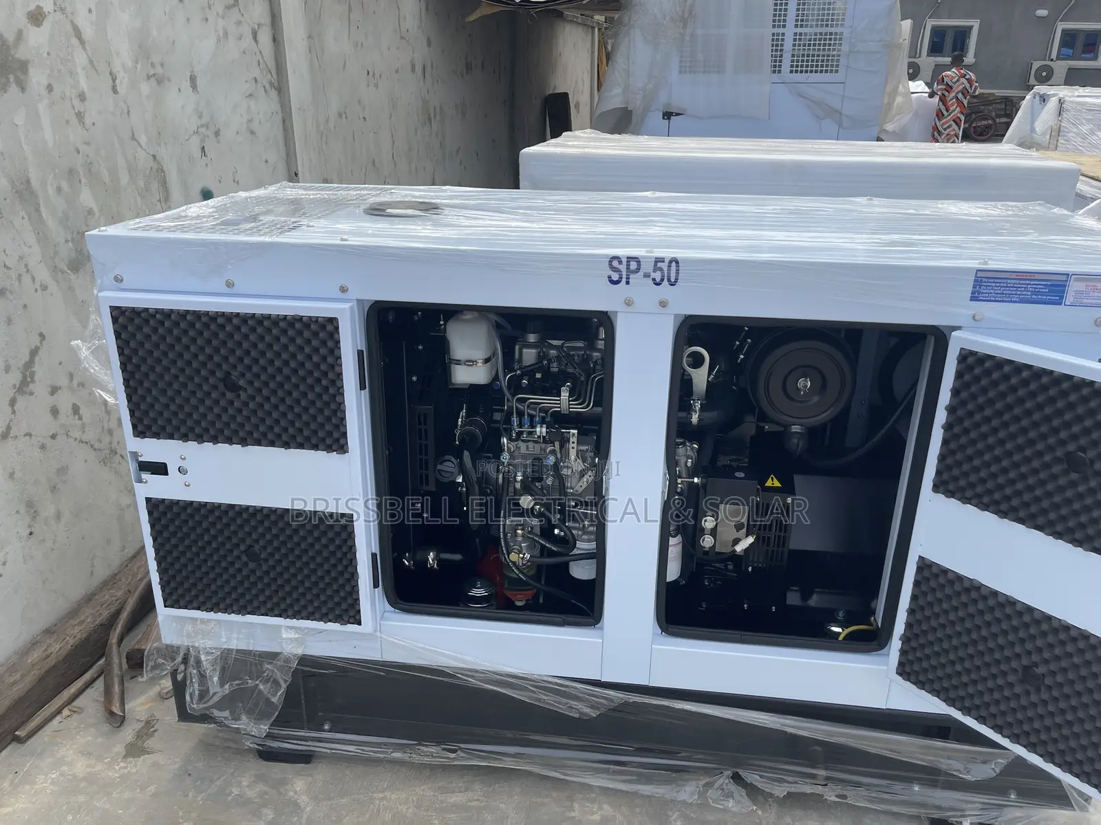 Original England Perkins Soundproof Diesel Generator 50kva