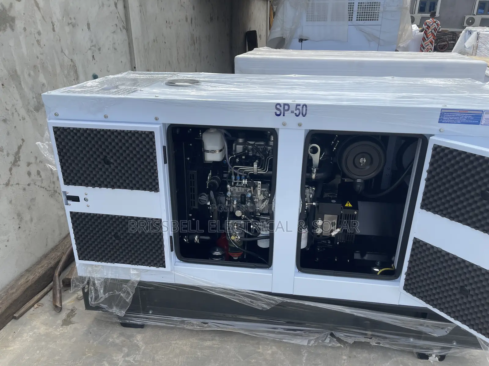Original England Perkins Soundproof Diesel Generator 50kva