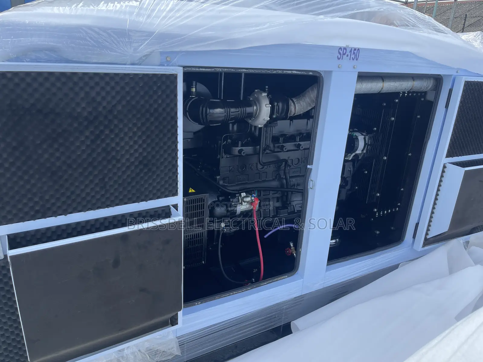 Original England Perkins Soundproof Diesel Generator150kva