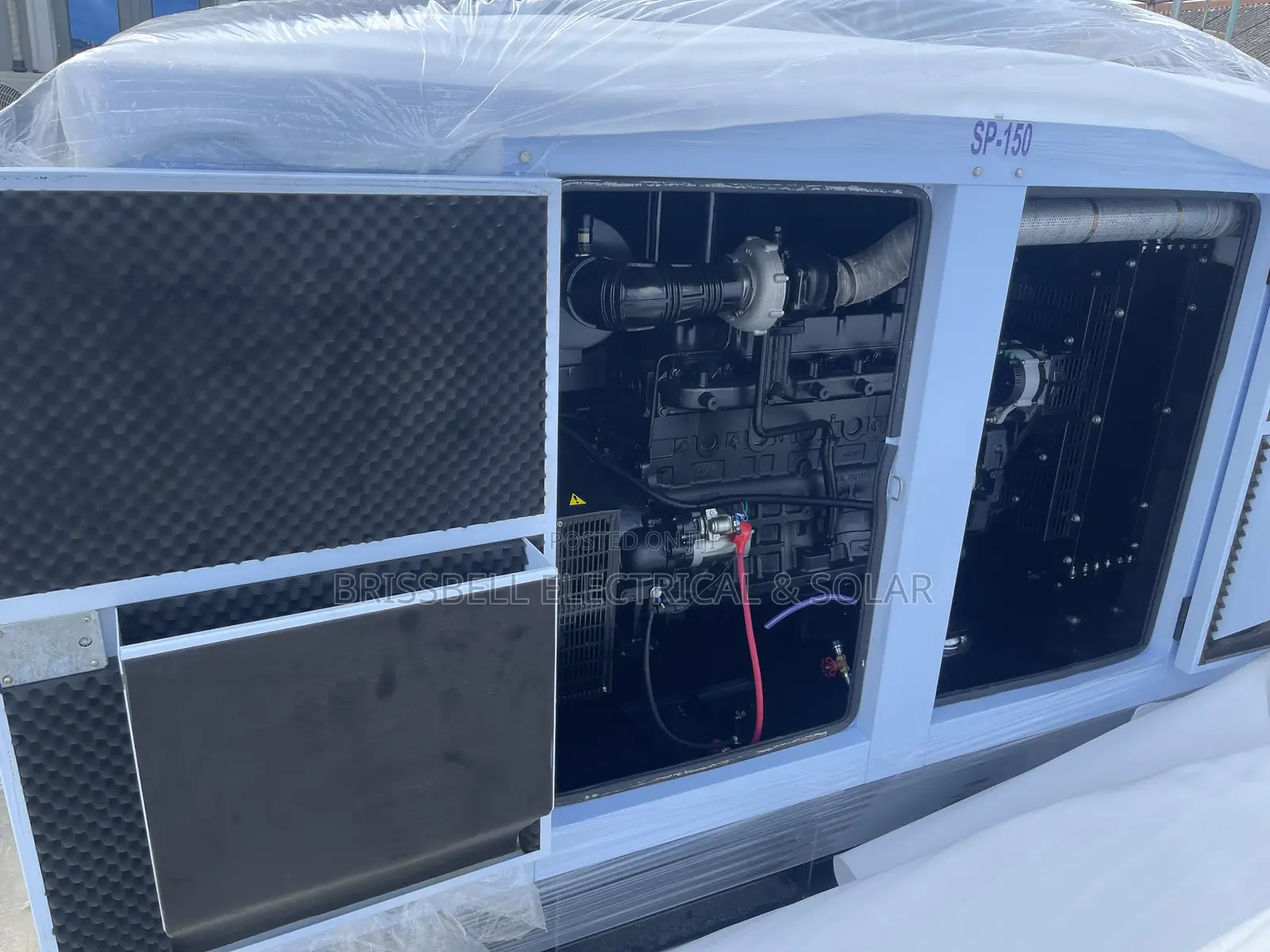 Original England Perkins Soundproof Diesel Generator150kva