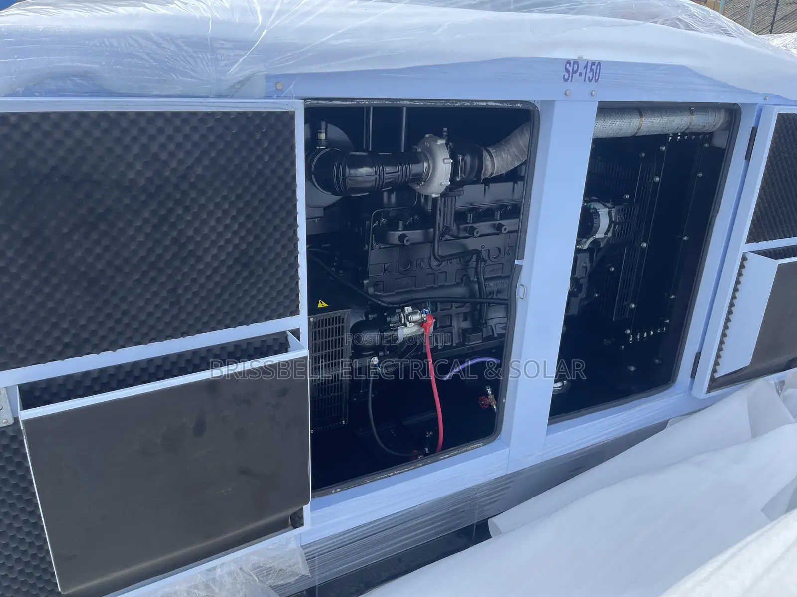 Original England Perkins Soundproof Diesel Generator150kva