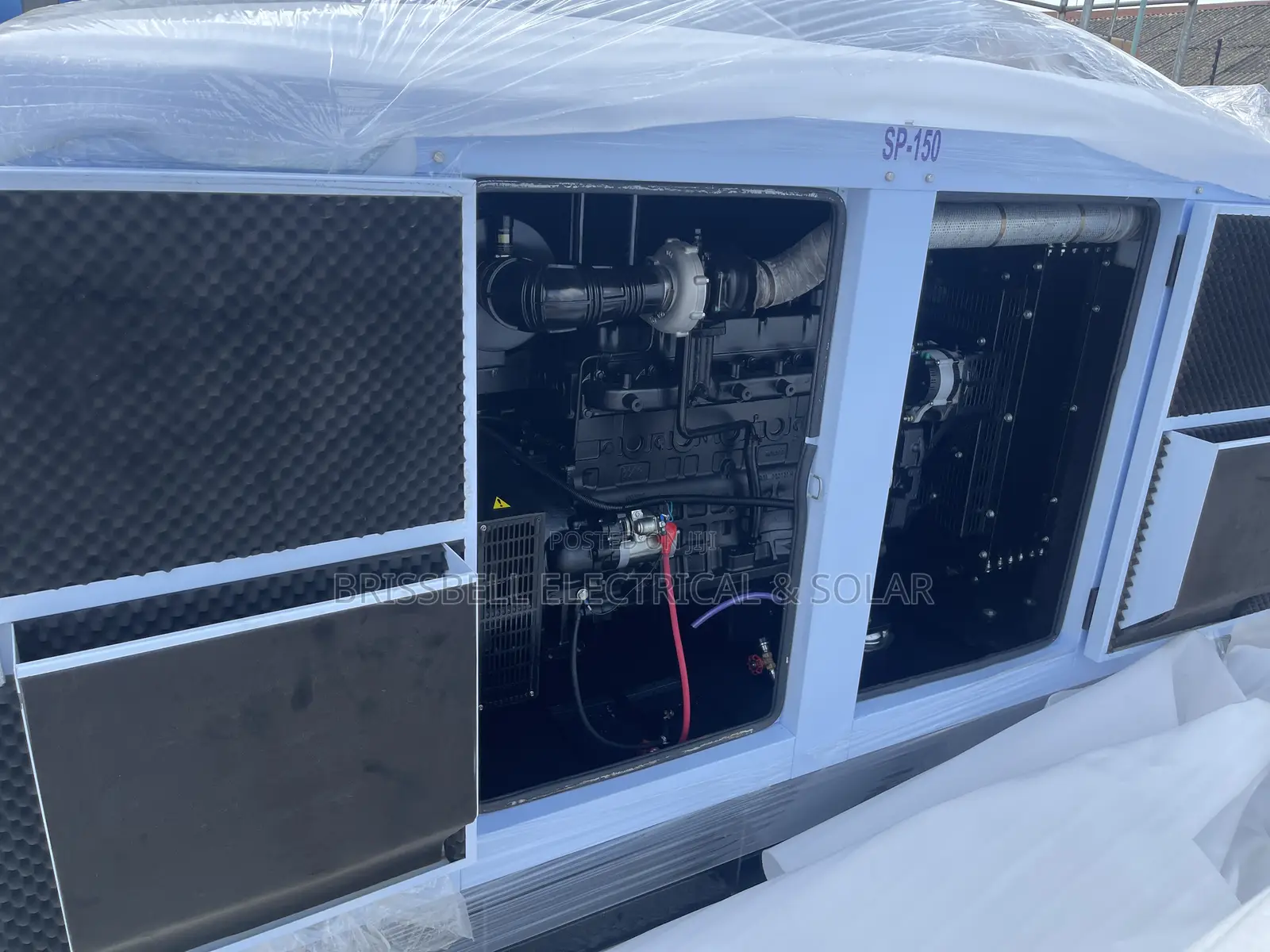 Original England Perkins Soundproof Diesel Generator150kva