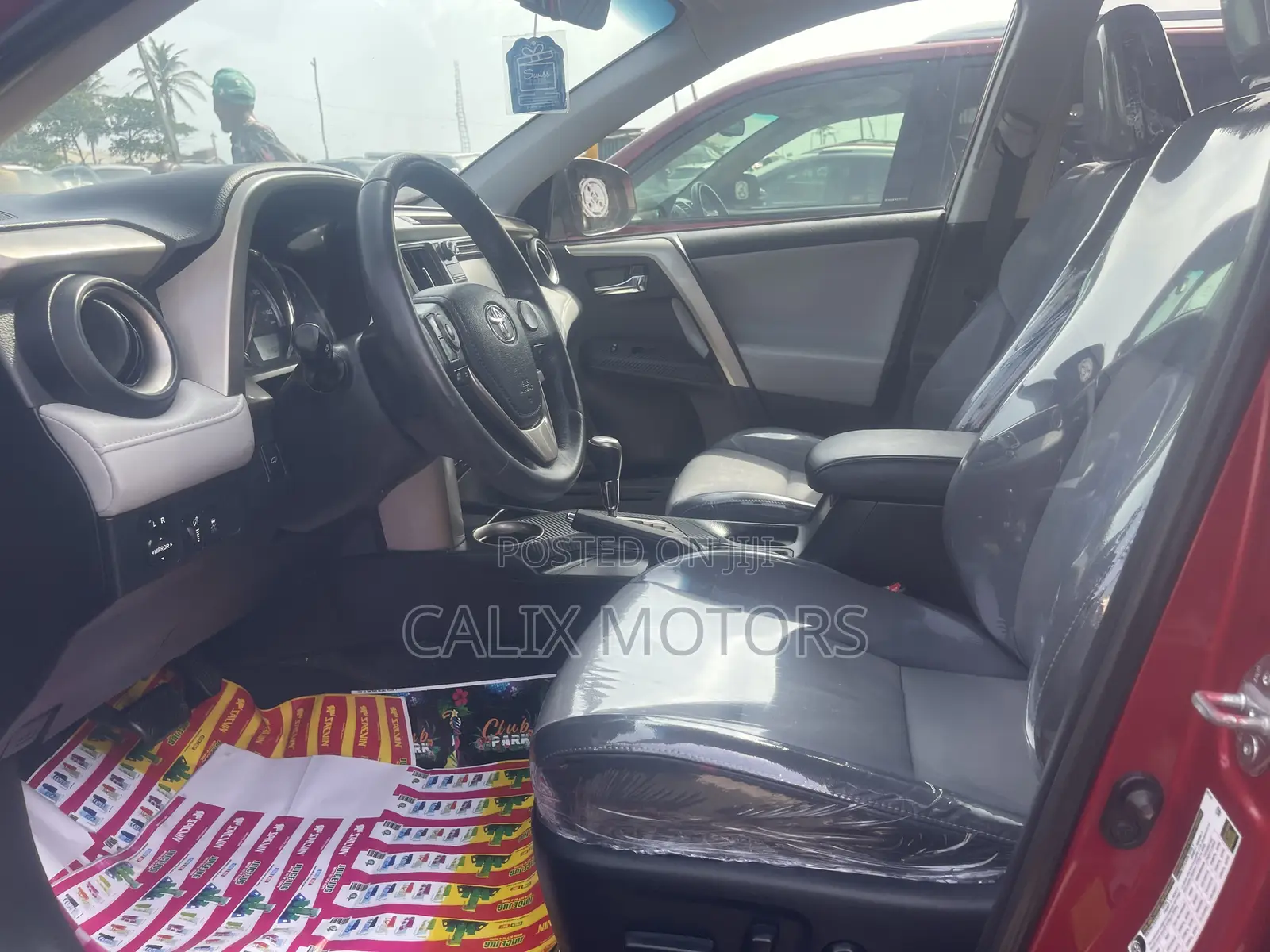 Toyota RAV4 2015 Red