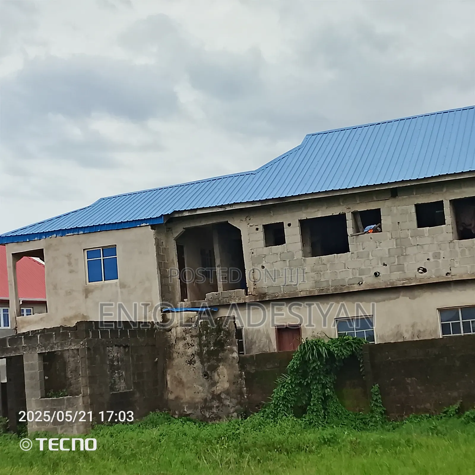 12bdrm Block of Flats in Bomode Oku Dangote, Igbogbo for sale