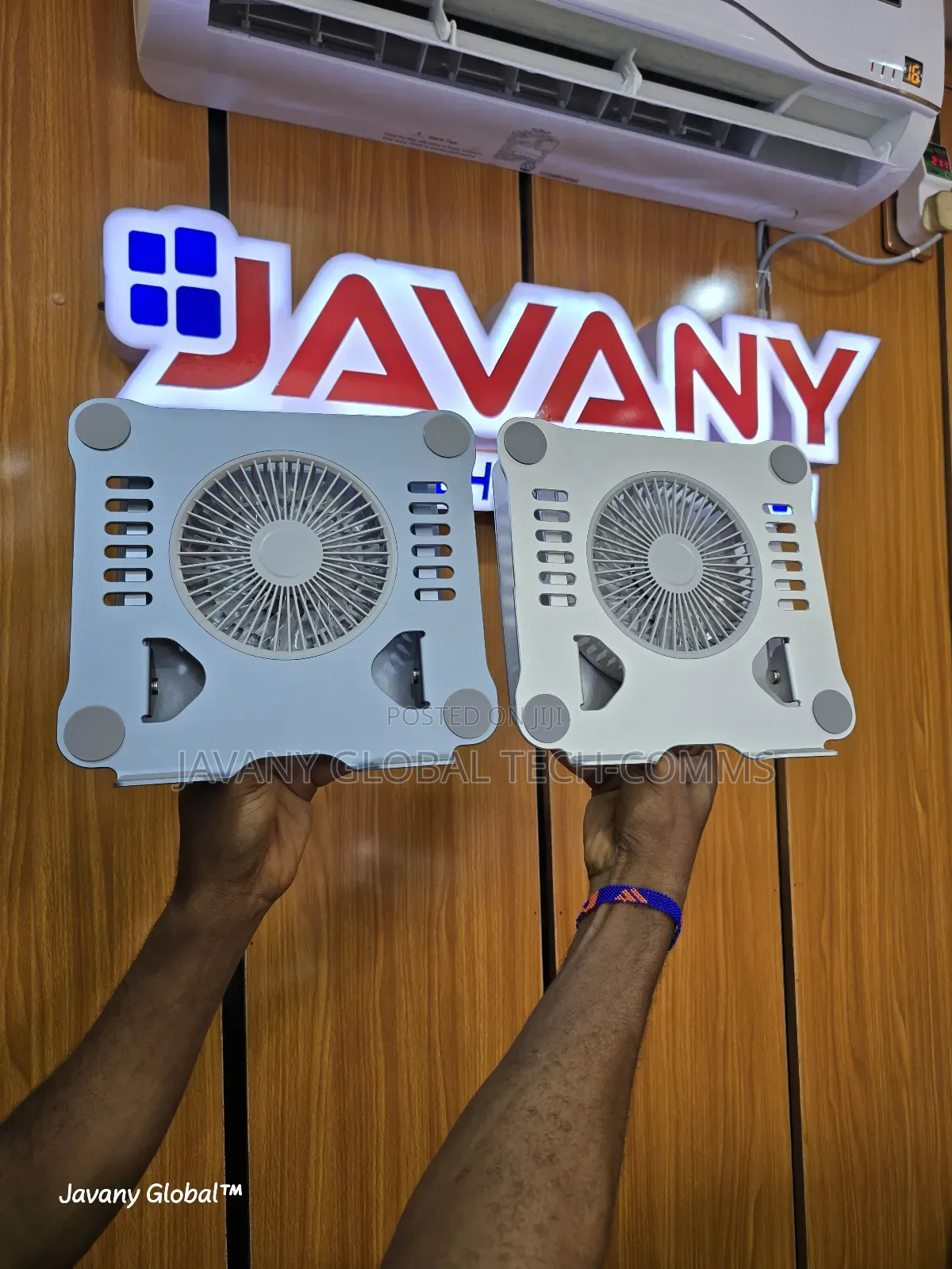 Metal Rotational Laptop Stand With Fan