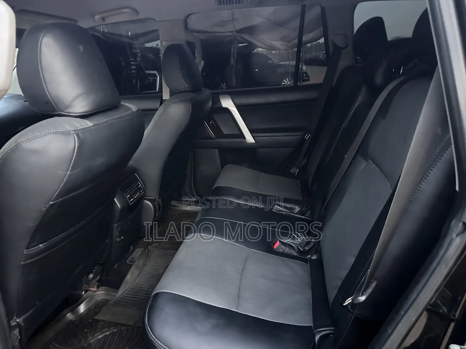 Toyota Land Cruiser Prado 2015 Black