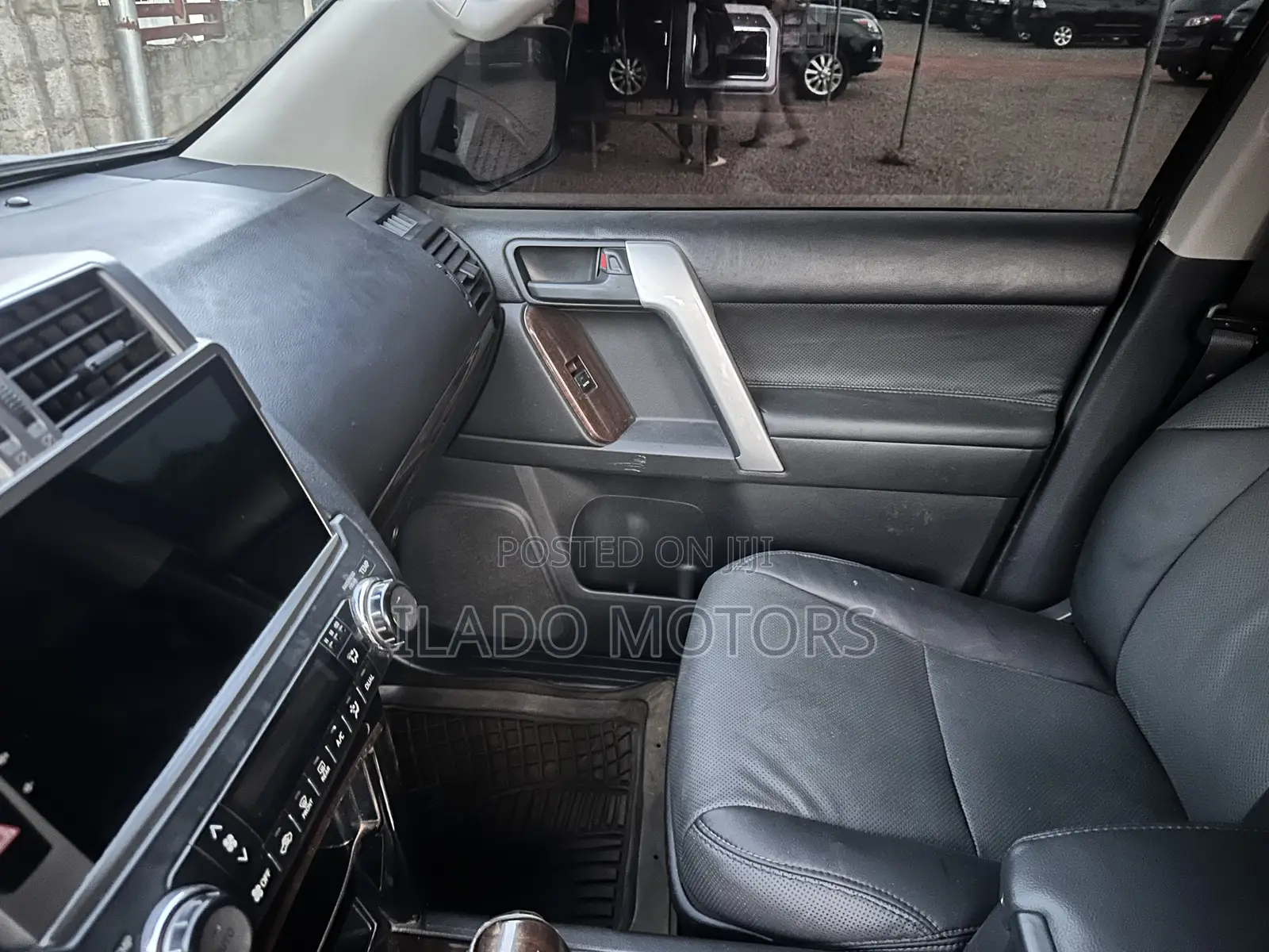 Toyota Land Cruiser Prado 2015 Black