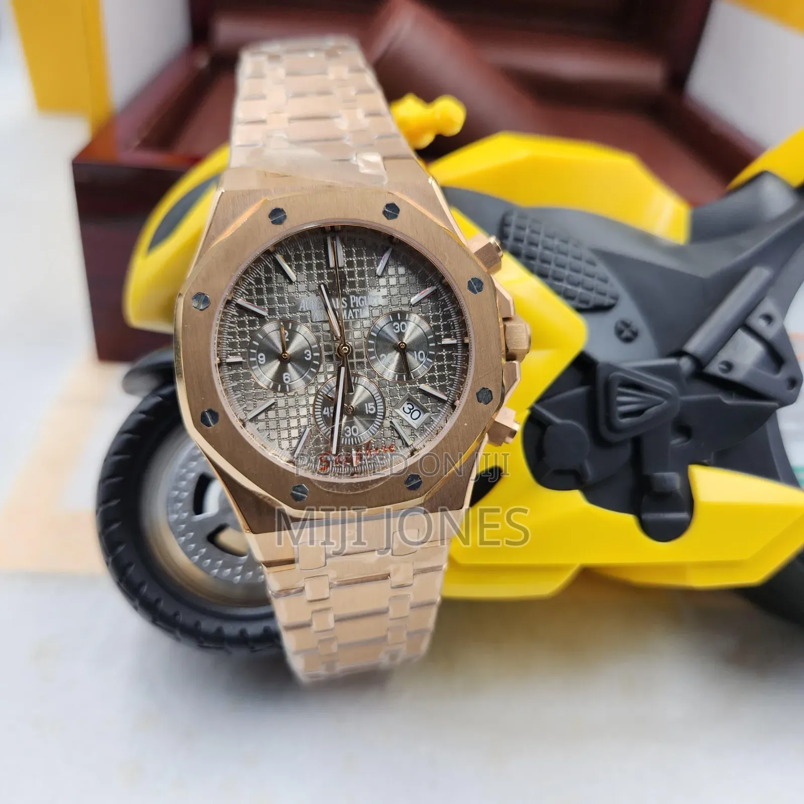 "Luxury Ap Replica Watch - Rose Gold, Silver Dial"