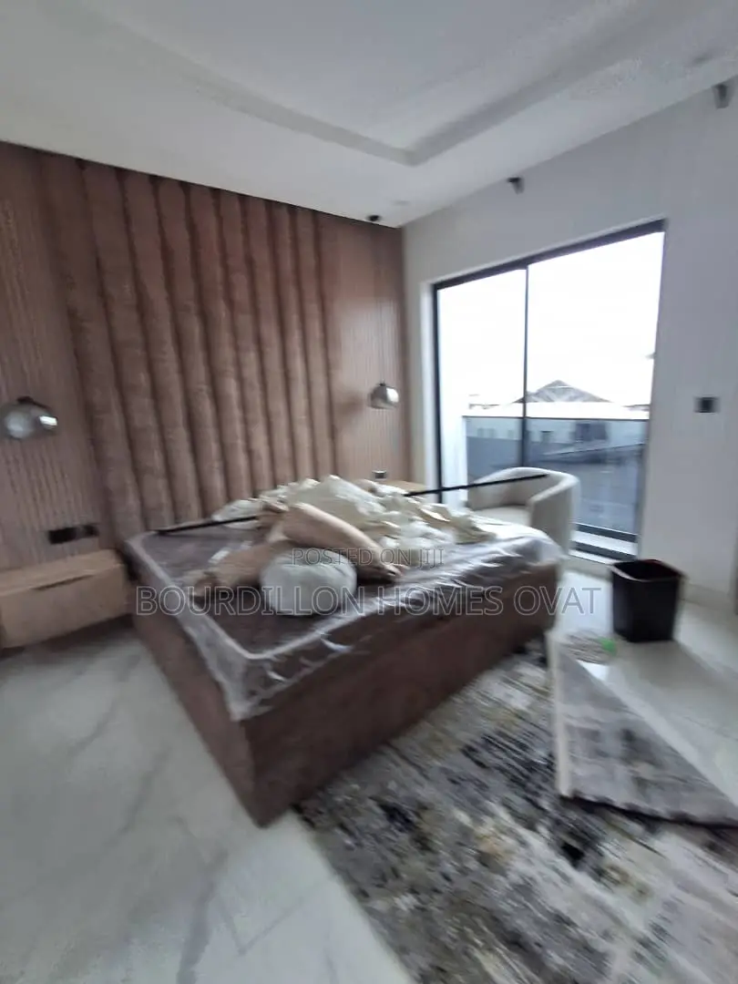 Furnished 4bdrm Maisonette in Lekki Phase 1 for rent