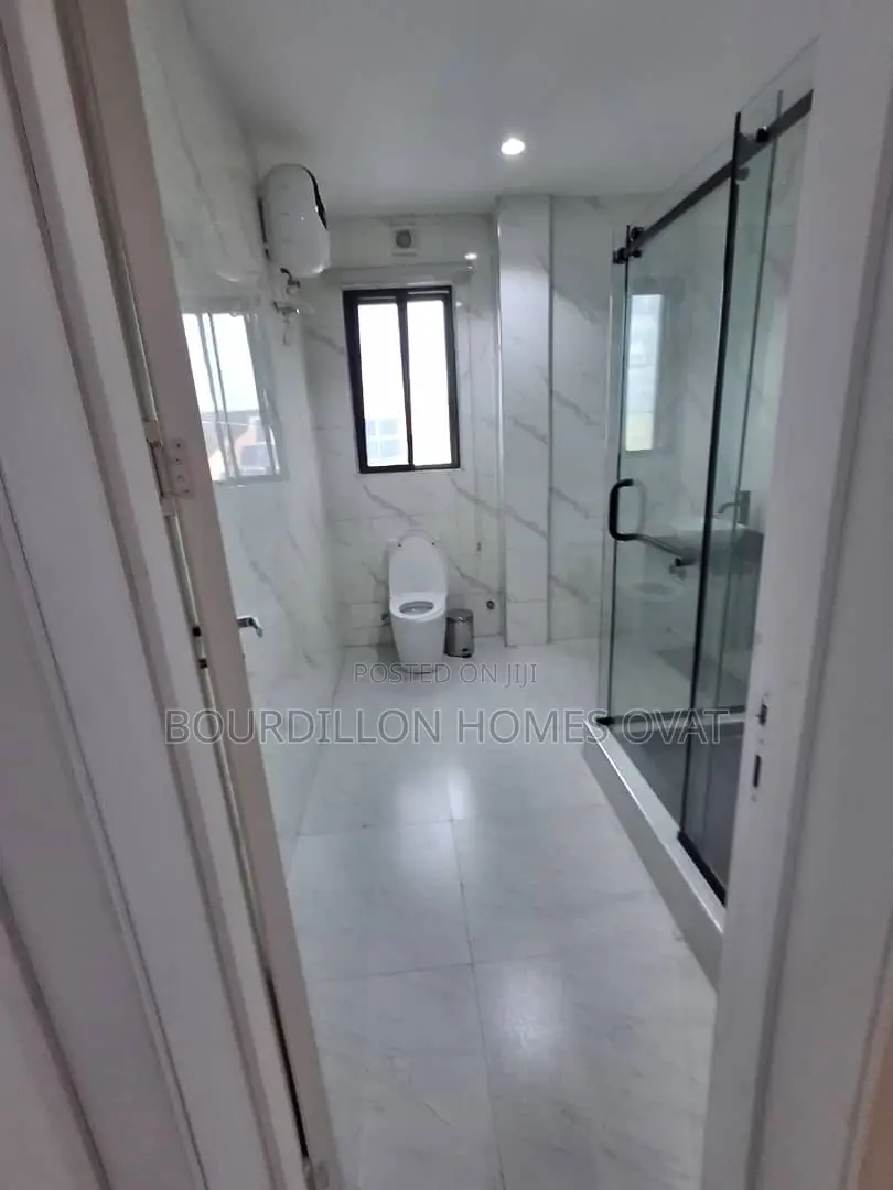 Furnished 4bdrm Maisonette in Lekki Phase 1 for rent