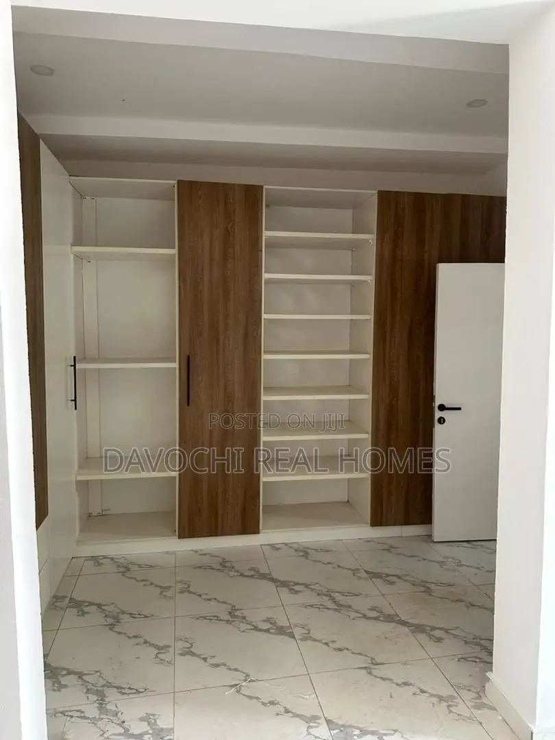 5bdrm Duplex in Ikate for rent