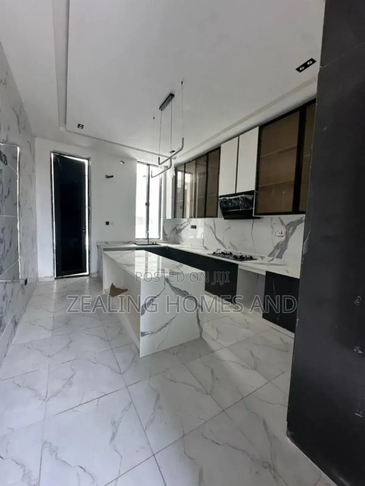 Furnished 5bdrm Duplex in Chevron, Lekki for sale