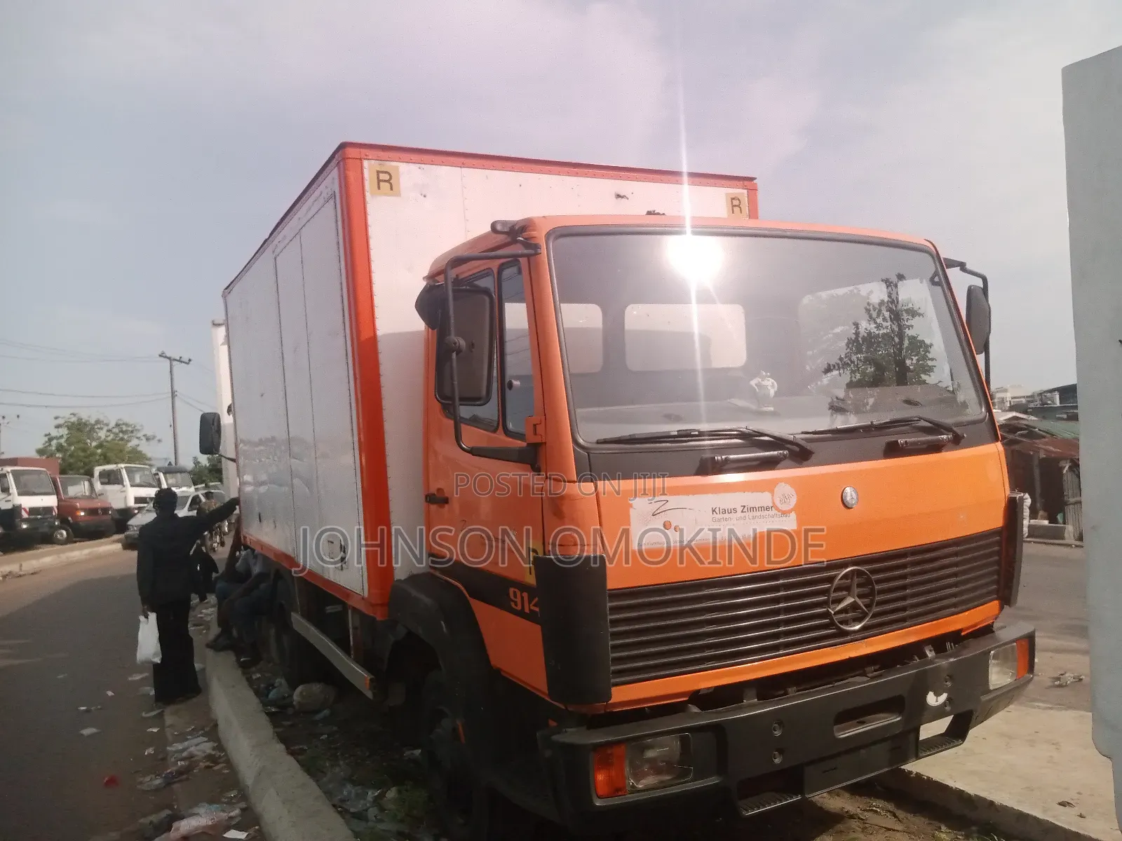 Mercedes 814 Container Body