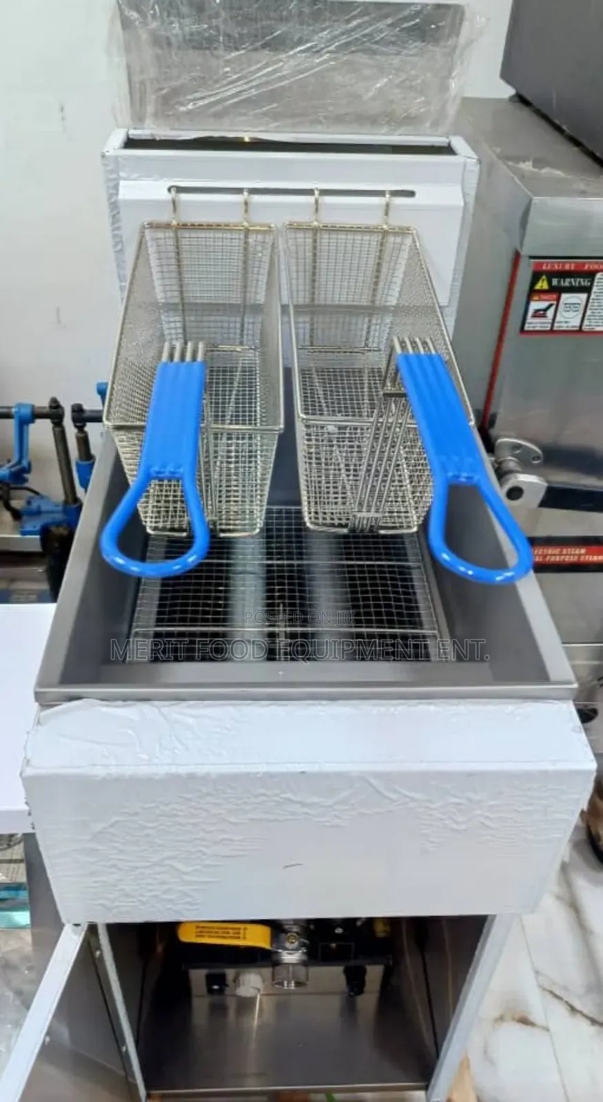 Double Basket Standing Gas Deep Fryer Neatly Used