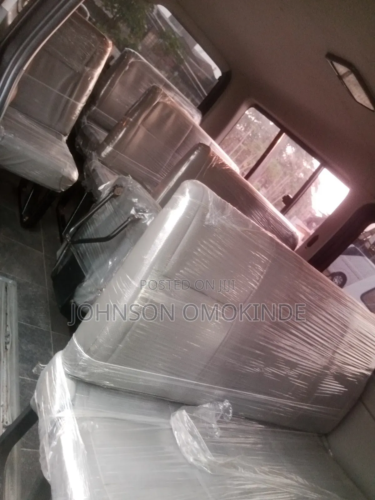Toyota HiAce 2010 White