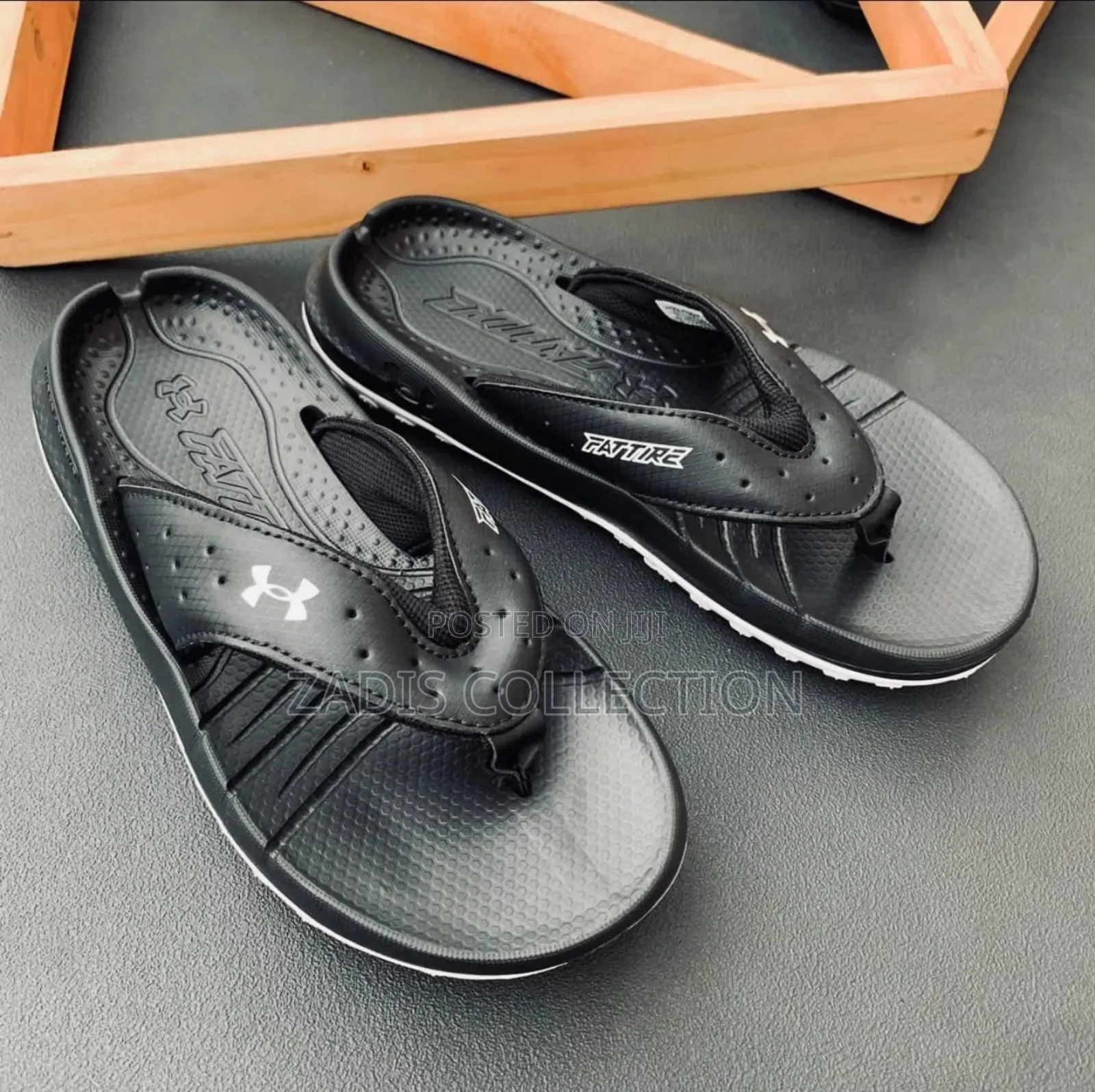 Under Armour Luxury Pams