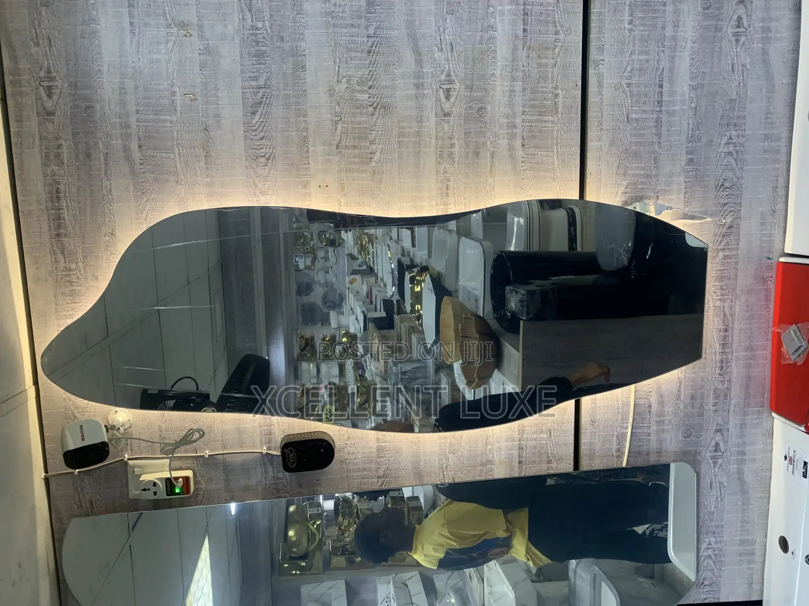 Mountain Shaped Full Length Led Mirror With 3 Lights