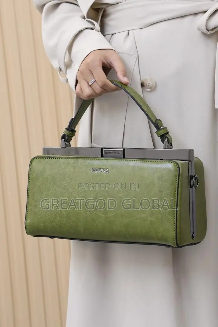 *Front and Back 2 in 1 Pedra Bag for Men and Women