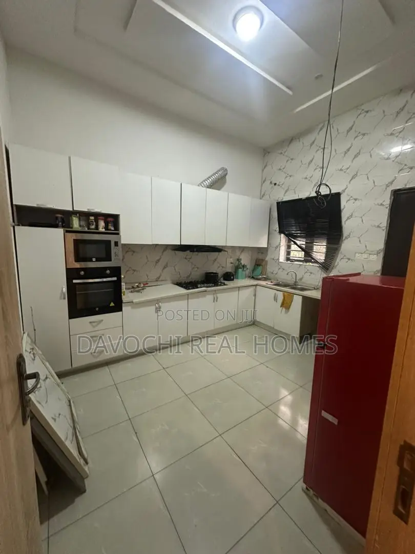Furnished 4bdrm Apartment in Orchid Road, Lekki Phase 2 for rent