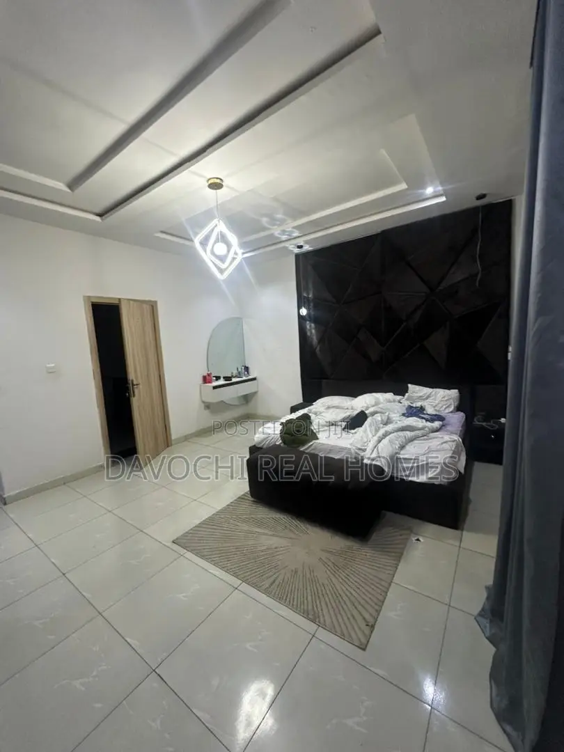 Furnished 4bdrm Apartment in Orchid Road, Lekki Phase 2 for rent