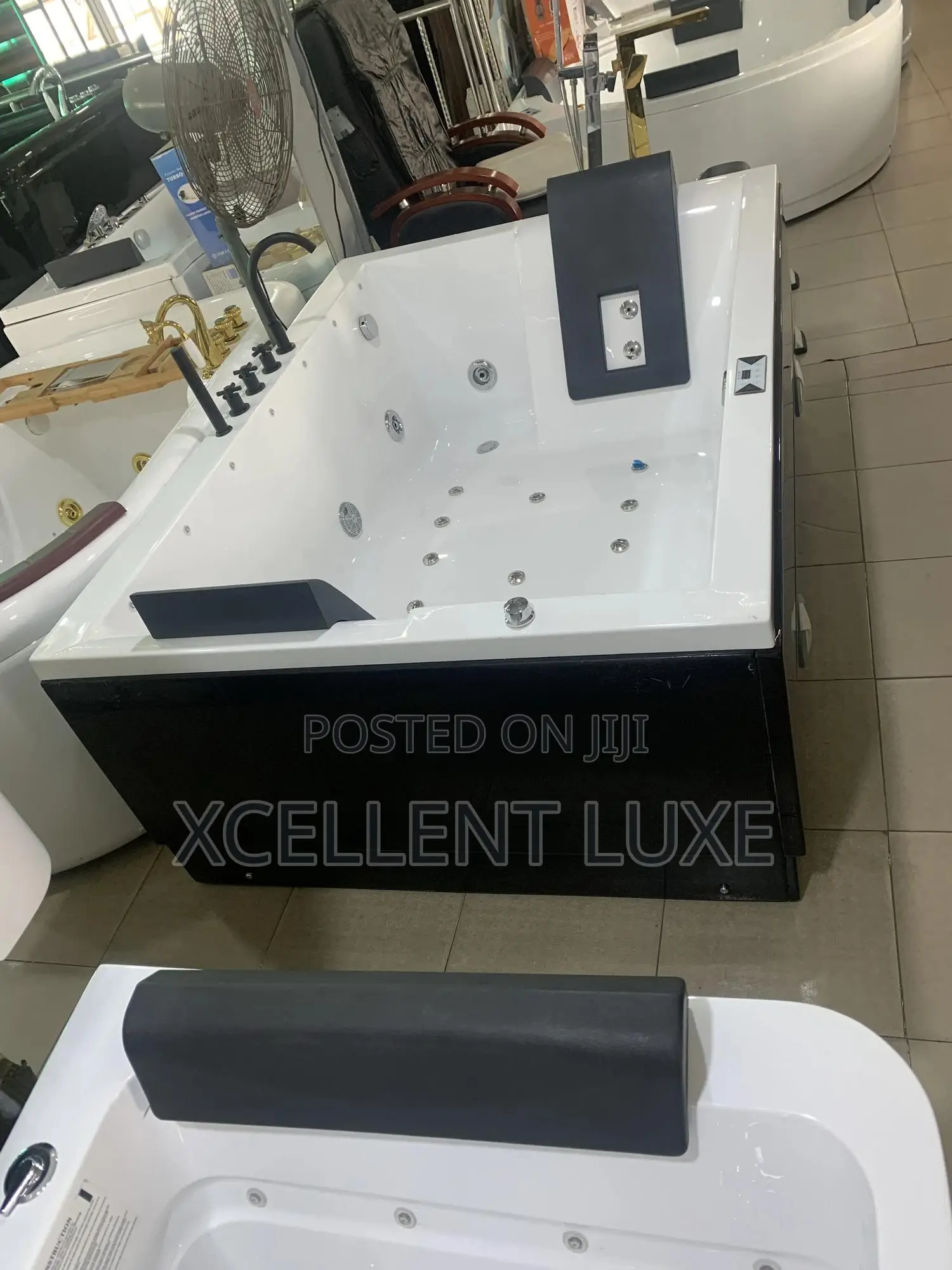 Executive Double Spa Massage Jacuzzi Bathtub With 3 Panels