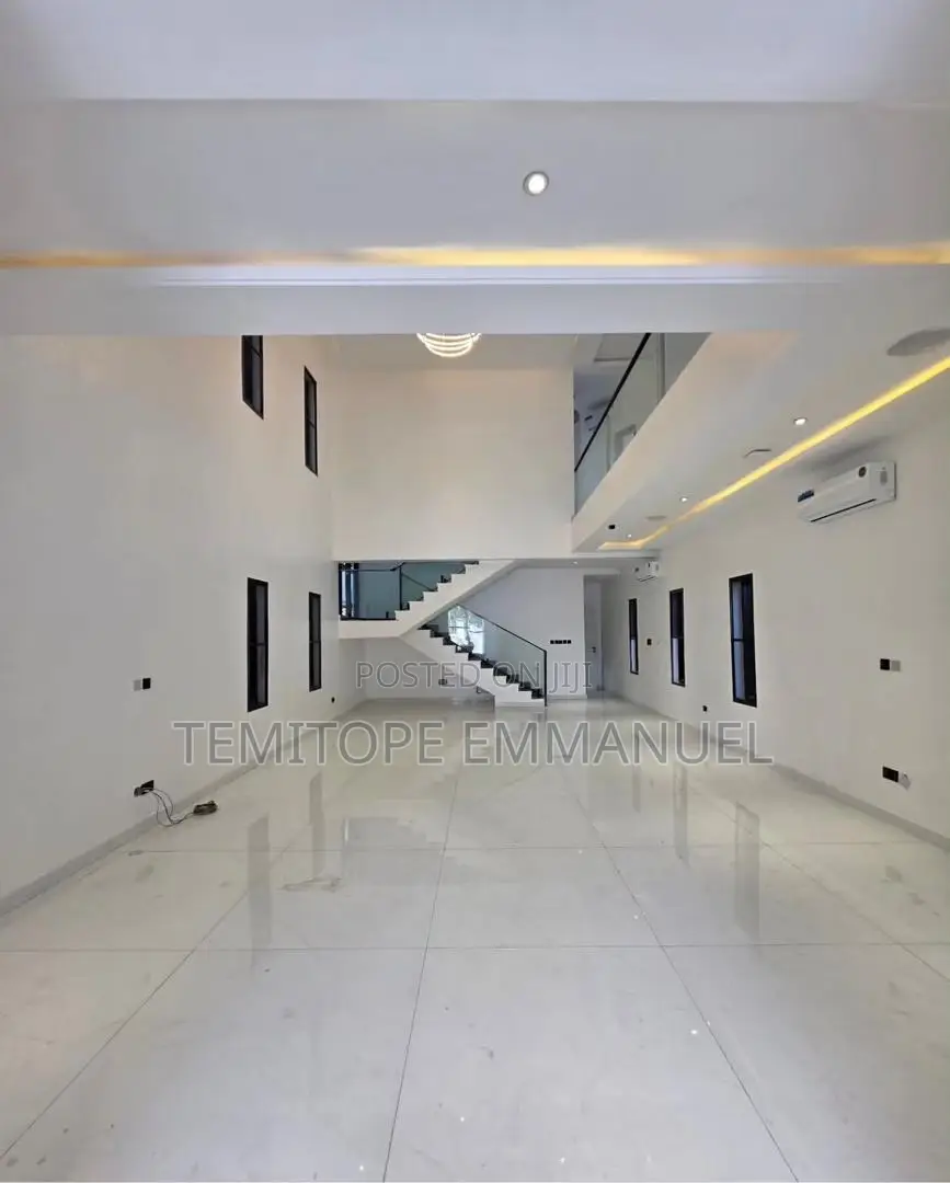 Furnished 5bdrm Duplex in Lekki Phase 1 for sale