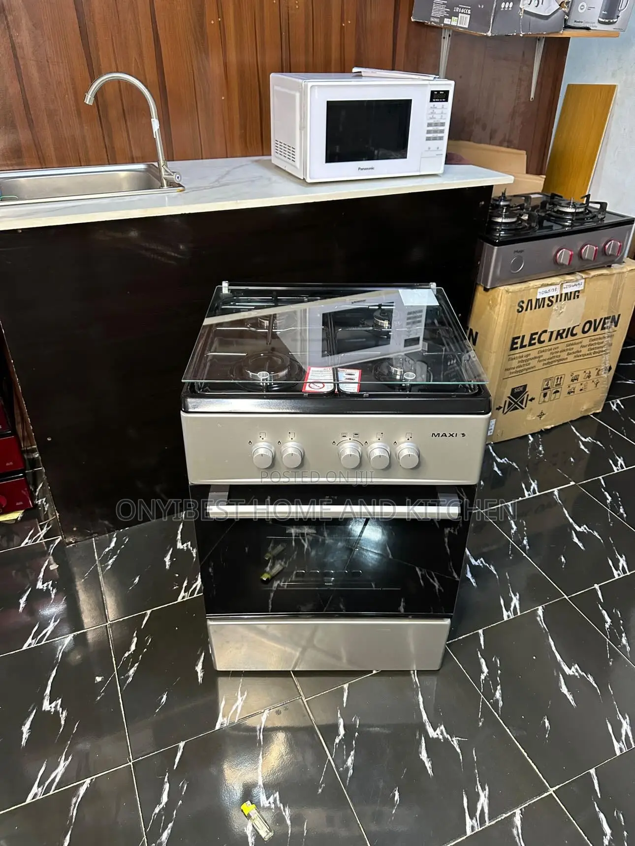 60 by 60cm Standing Gas Cooker