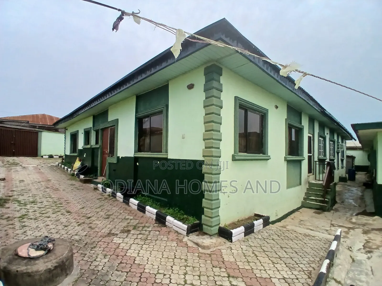 3bdrm Bungalow in Adegbayi - Agbala, Ibadan for sale