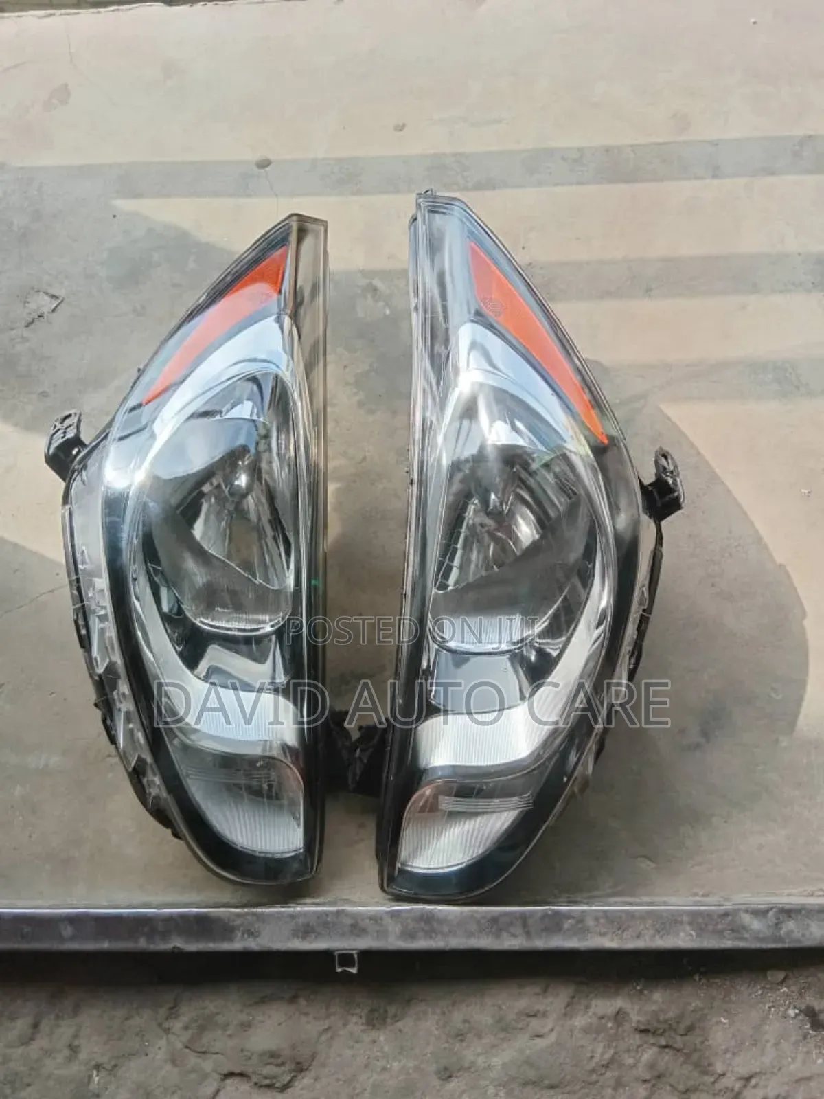 Set Head Lamp Hyundai Accent 2012