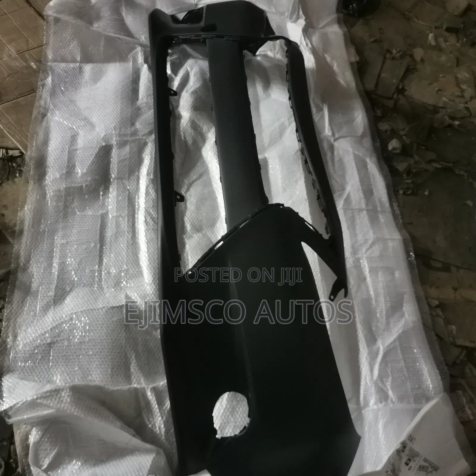 Empty Bumper Es 350 2015 Model