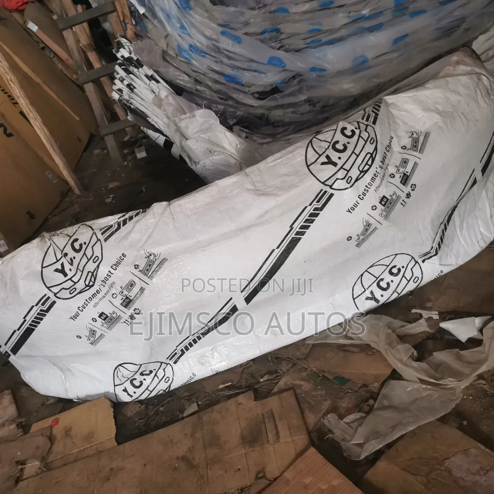 Empty Bumper Es 350 2015 Model