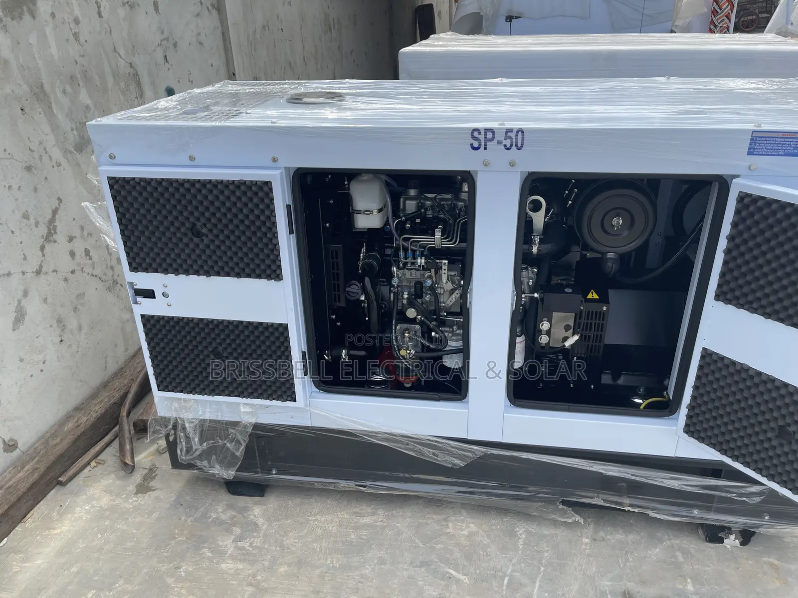 Original England Perkins Soundproof Diesel Generator