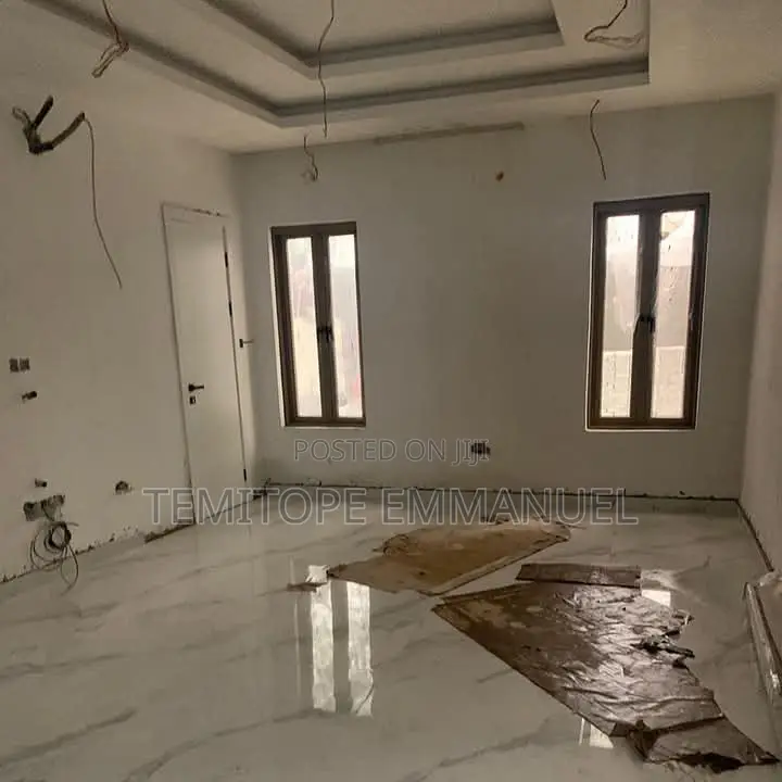 5bdrm Townhouse / Terrace in Banana Island for rent