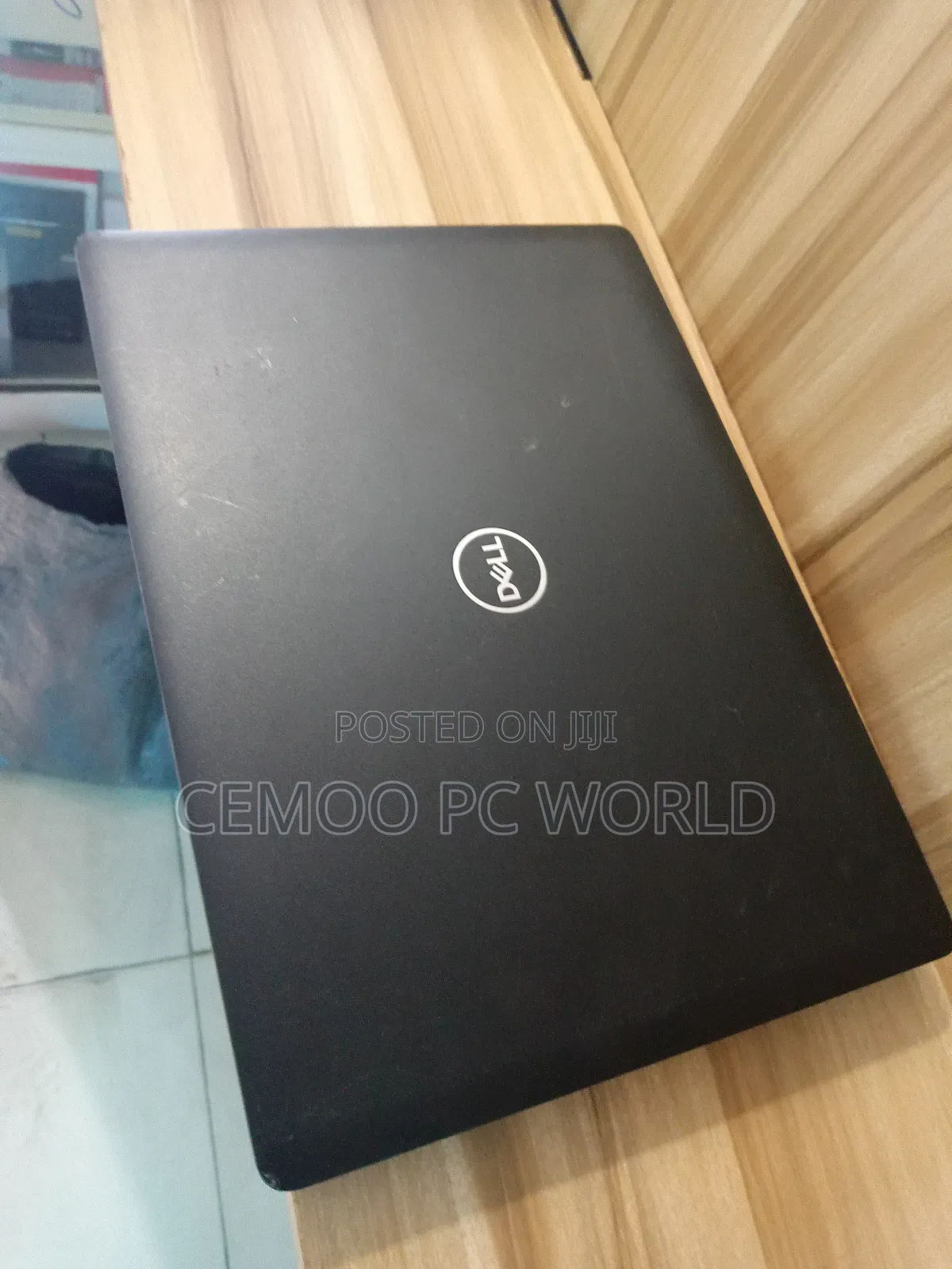 Laptop Dell Latitude 3480 4GB Intel Core I3 HDD 500GB