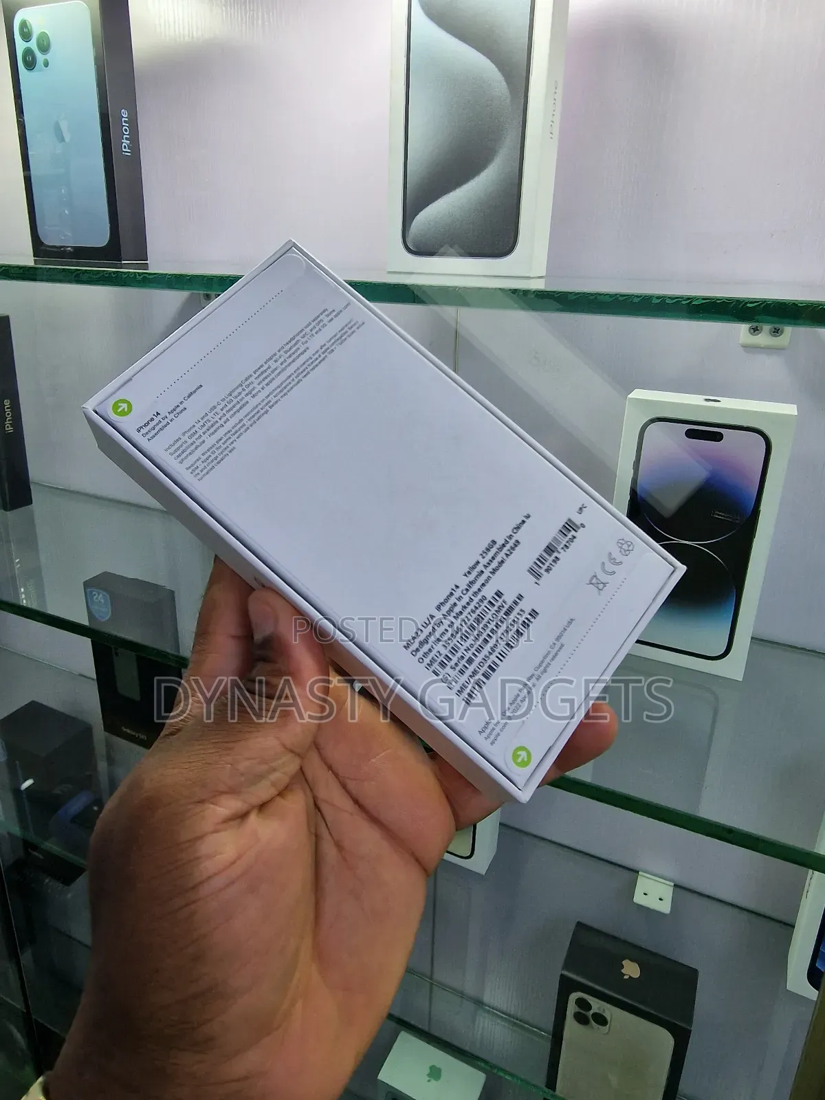 New Apple iPhone 14 256 GB Yellow