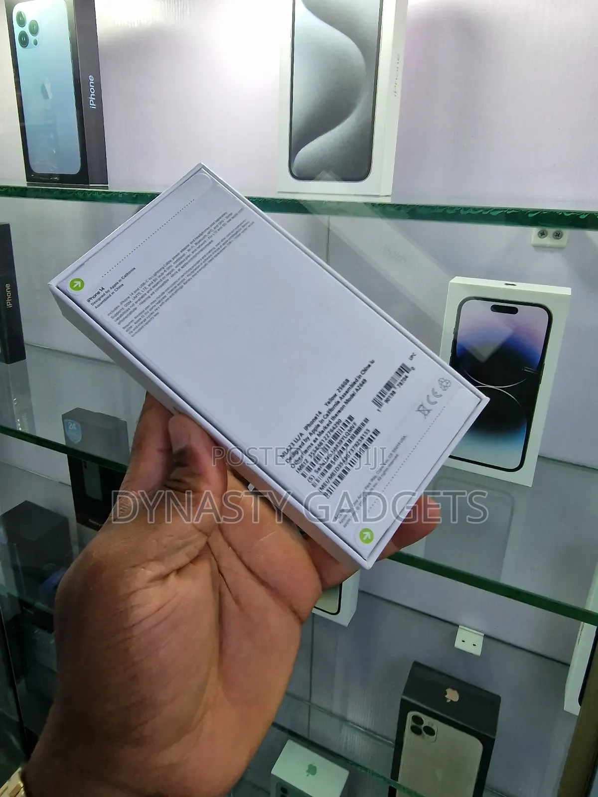New Apple iPhone 14 256 GB Yellow