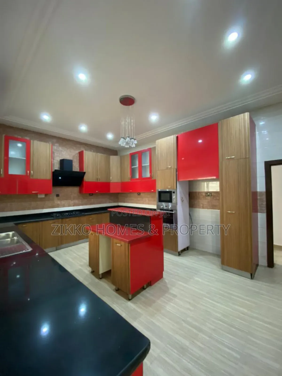 5bdrm Duplex in Osapa, Lekki for sale