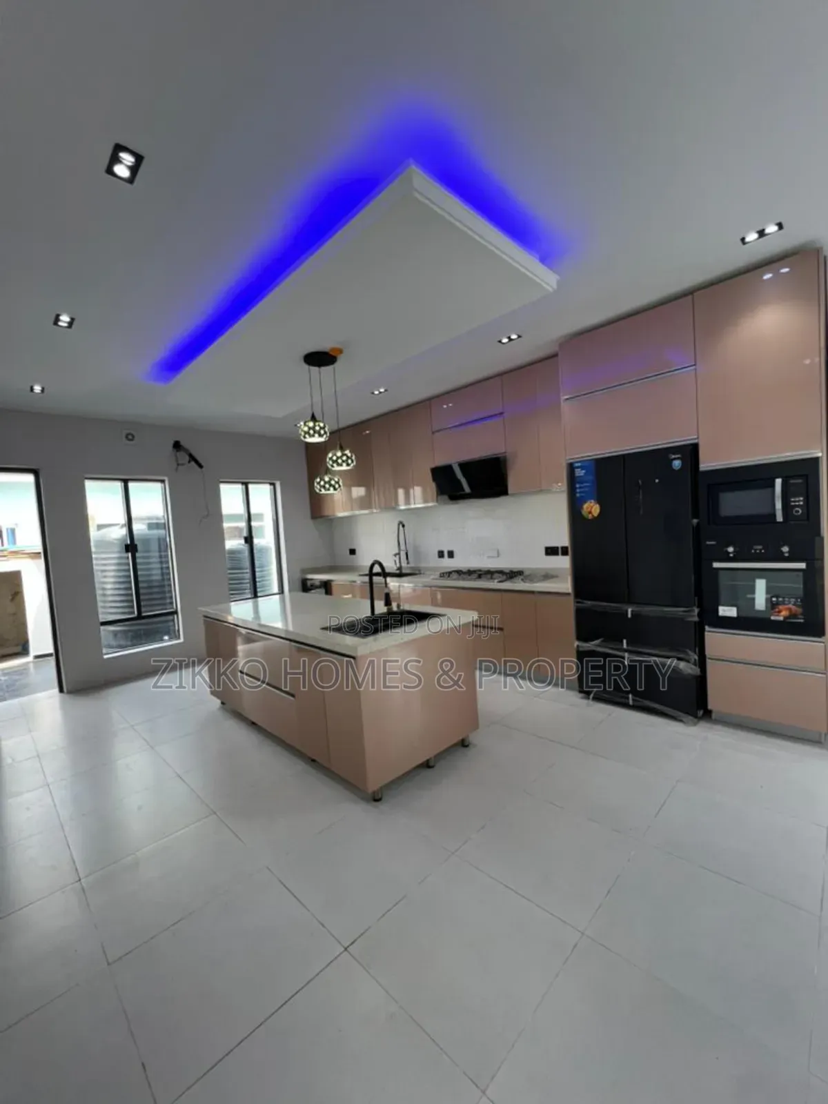 3bdrm Duplex in Osapa, Lekki for sale