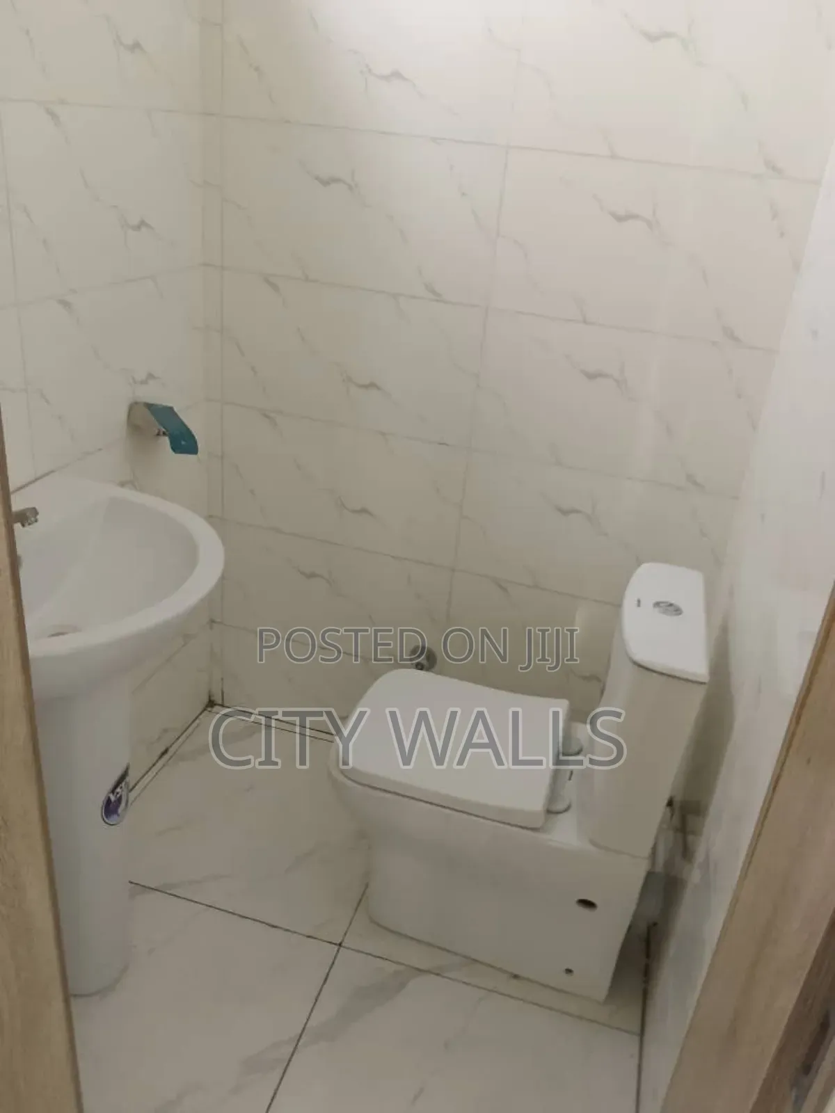 2bdrm Block of Flats in Ikate-Elegushi for rent