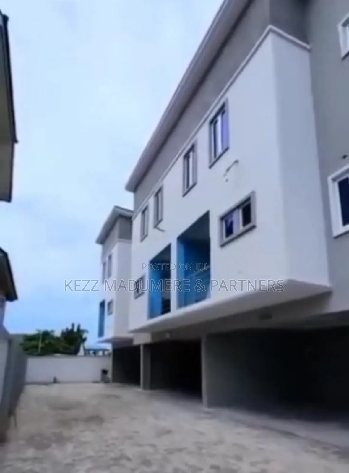 4bdrm Duplex in Dr Peter Odili ,, Port-Harcourt for sale