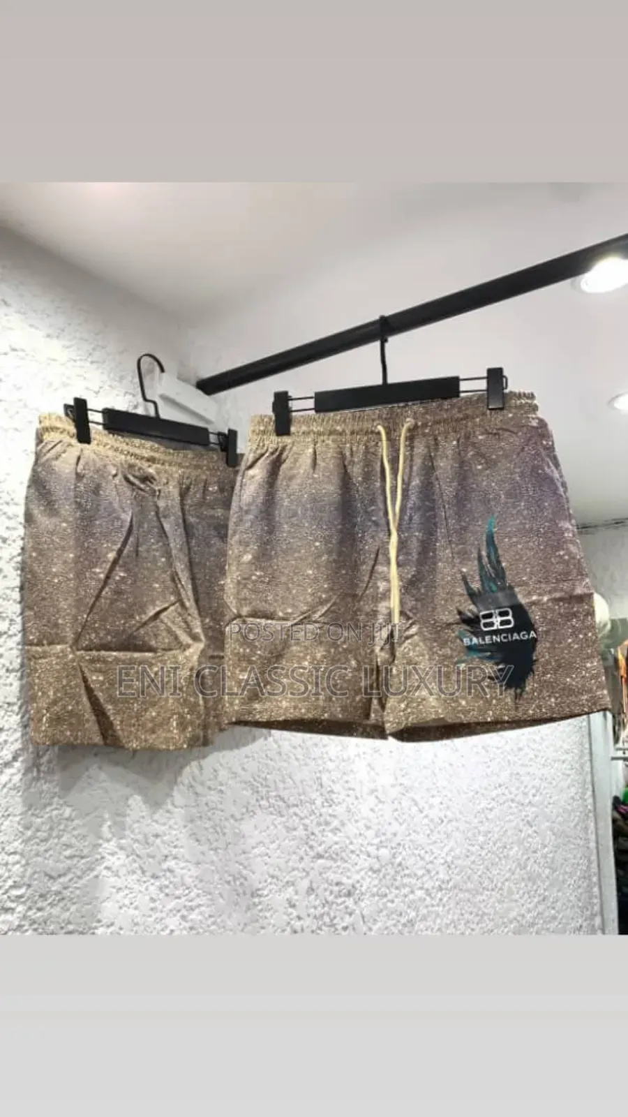 Pure Quality Luxury Designer Short Burberry London