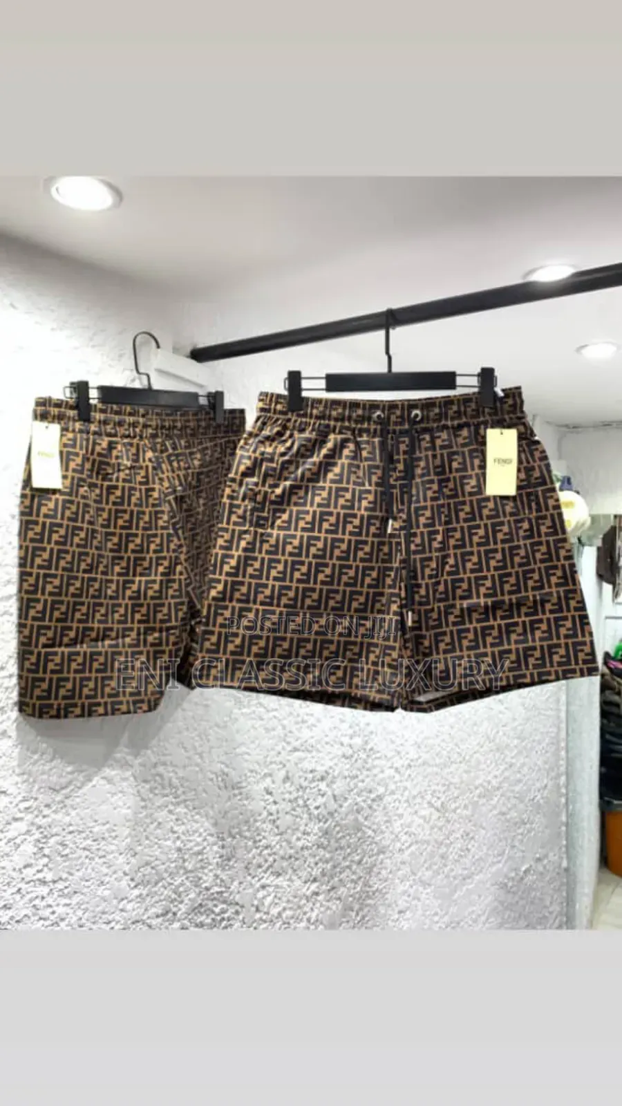 Pure Quality Luxury Designer Short Burberry London