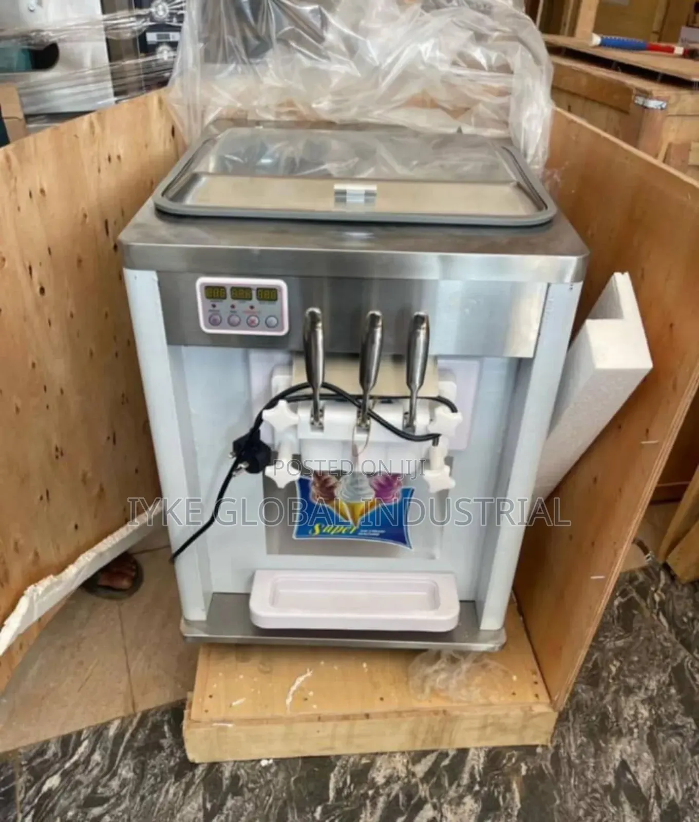 Ice Cream Machine