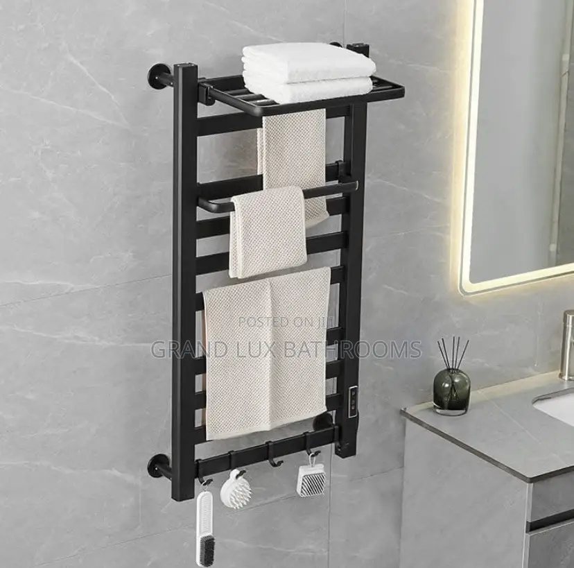 Wall-Mounted Bathroom Towel Warmer With Storage Shelve