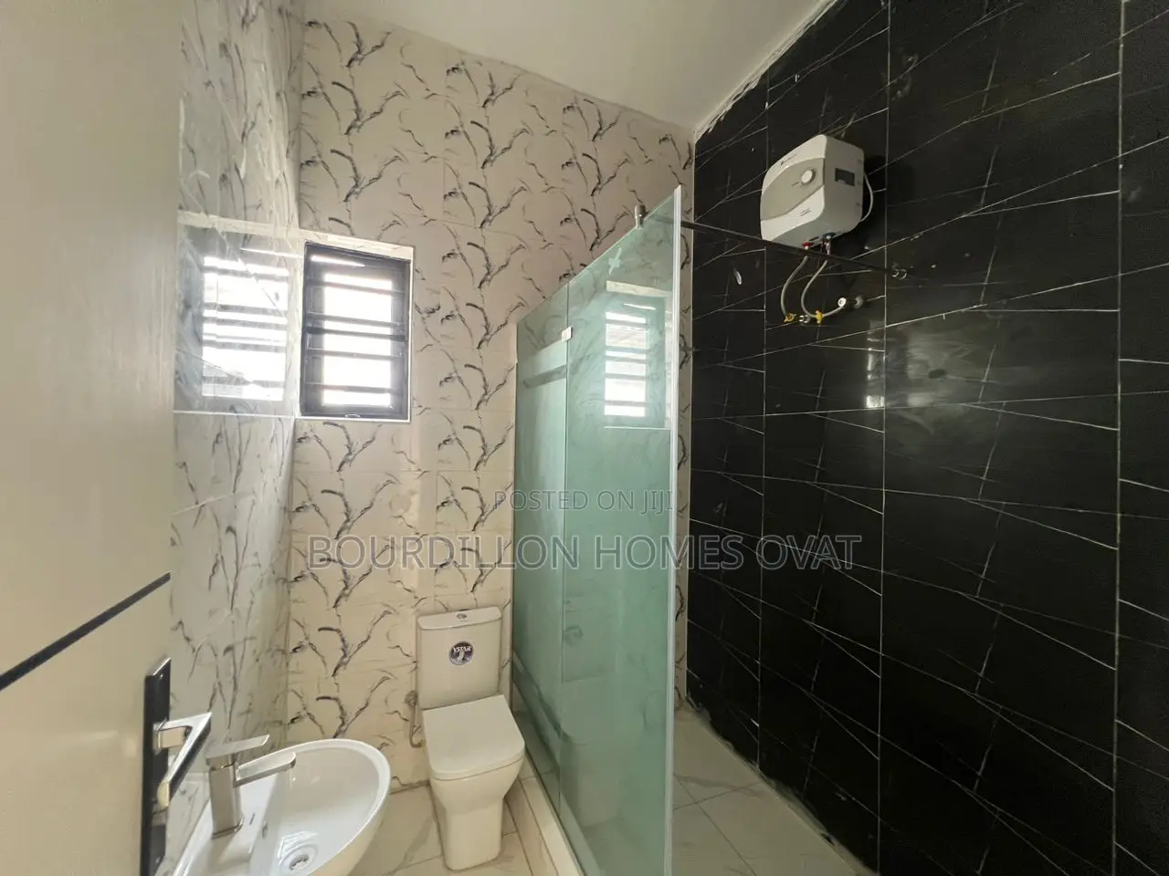 4bdrm Duplex in Ikota for sale