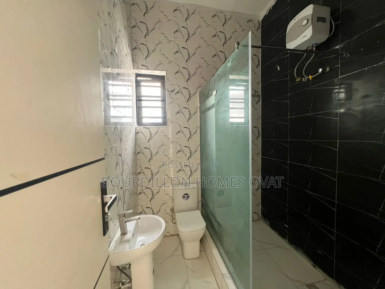 4bdrm Duplex in Ikota for sale