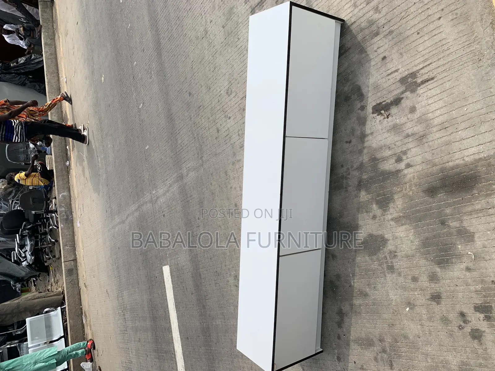 6 Feet Shelf